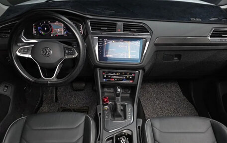 Volkswagen Tiguan II, 2022 год, 3 100 000 рублей, 7 фотография