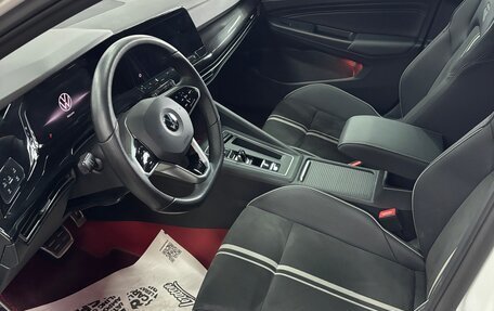 Volkswagen Golf VIII, 2022 год, 3 000 000 рублей, 5 фотография