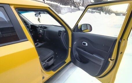 KIA Soul II рестайлинг, 2015 год, 1 140 000 рублей, 11 фотография