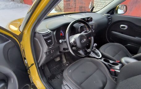 KIA Soul II рестайлинг, 2015 год, 1 140 000 рублей, 9 фотография