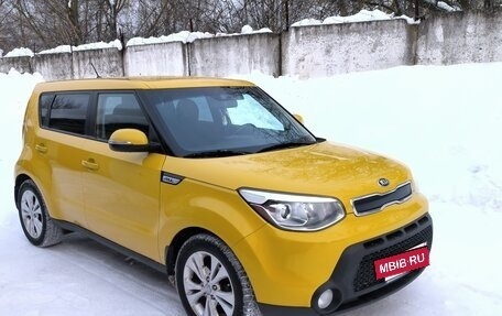 KIA Soul II рестайлинг, 2015 год, 1 140 000 рублей, 2 фотография