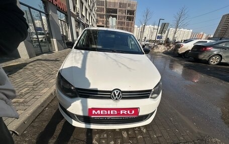 Volkswagen Polo VI (EU Market), 2013 год, 900 000 рублей, 3 фотография