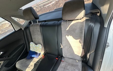 Volkswagen Polo VI (EU Market), 2013 год, 900 000 рублей, 12 фотография