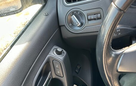 Volkswagen Polo VI (EU Market), 2013 год, 900 000 рублей, 16 фотография