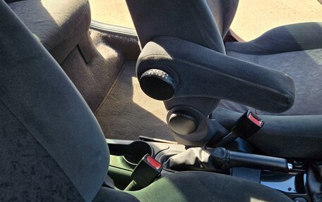 Ford Focus IV, 2001 год, 350 000 рублей, 32 фотография