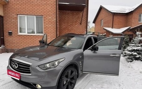 Infiniti QX70, 2015 год, 2 550 000 рублей, 16 фотография