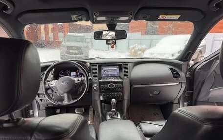 Infiniti QX70, 2015 год, 2 550 000 рублей, 21 фотография