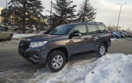 Toyota Land Cruiser Prado 150 рестайлинг 2, 2022 год, 10 150 000 рублей, 3 фотография