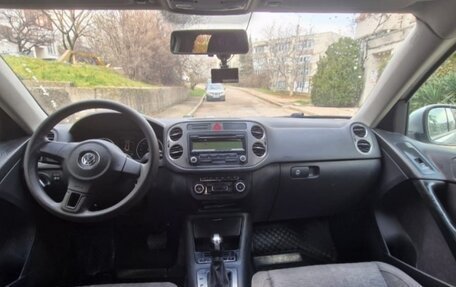 Volkswagen Tiguan I, 2010 год, 920 000 рублей, 7 фотография