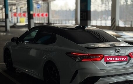 Toyota Camry, 2020 год, 2 650 000 рублей, 5 фотография