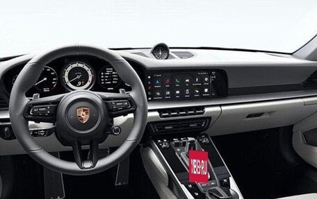 Porsche 911, 2022 год, 20 200 000 рублей, 7 фотография