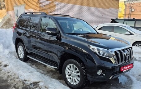 Toyota Land Cruiser Prado 150 рестайлинг 2, 2015 год, 3 700 000 рублей, 15 фотография