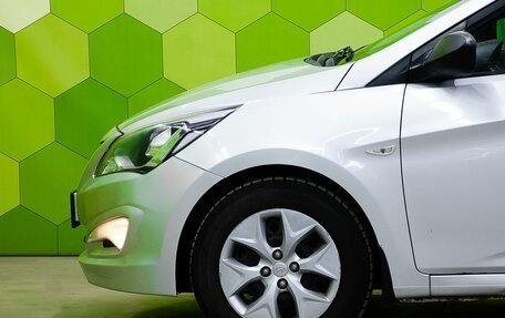 Hyundai Solaris II рестайлинг, 2015 год, 900 000 рублей, 9 фотография