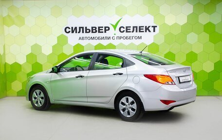 Hyundai Solaris II рестайлинг, 2015 год, 900 000 рублей, 6 фотография