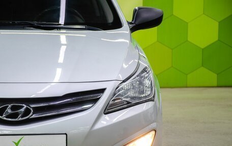 Hyundai Solaris II рестайлинг, 2015 год, 900 000 рублей, 10 фотография