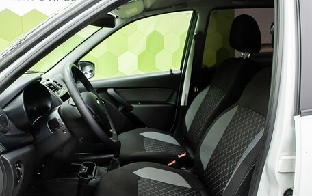 Hyundai Solaris II рестайлинг, 2015 год, 900 000 рублей, 11 фотография