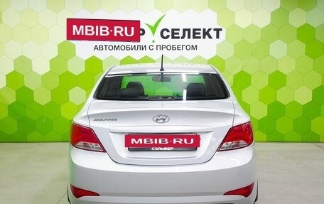 Hyundai Solaris II рестайлинг, 2015 год, 900 000 рублей, 4 фотография