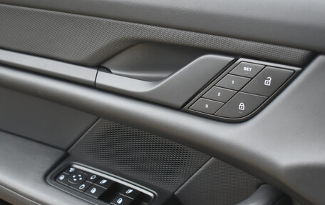 Porsche Taycan I, 2021 год, 8 200 000 рублей, 10 фотография