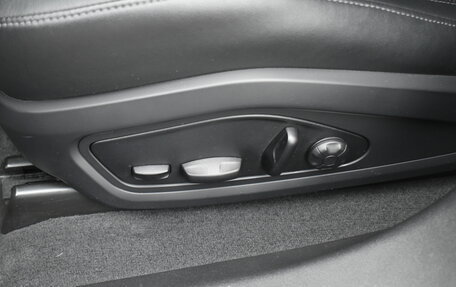 Porsche Taycan I, 2021 год, 8 200 000 рублей, 25 фотография