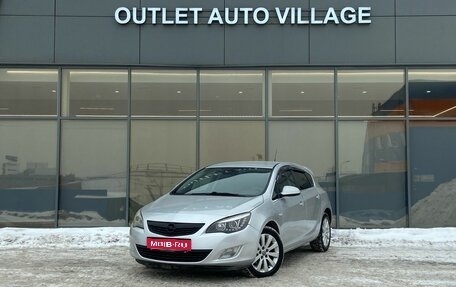 Opel Astra J, 2010 год, 599 000 рублей, 1 фотография