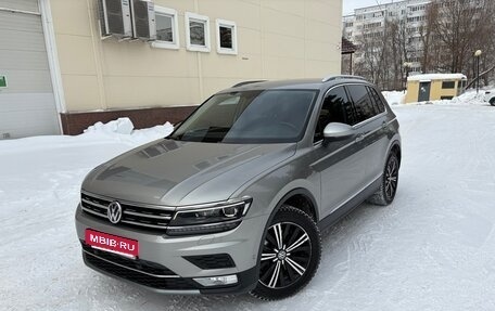 Volkswagen Tiguan II, 2017 год, 2 265 000 рублей, 1 фотография
