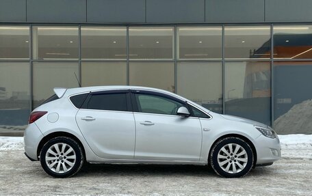 Opel Astra J, 2010 год, 599 000 рублей, 3 фотография
