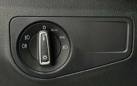 Volkswagen Tiguan II, 2018 год, 2 679 000 рублей, 14 фотография