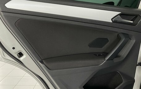 Volkswagen Tiguan II, 2018 год, 2 679 000 рублей, 23 фотография