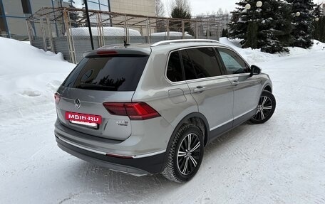 Volkswagen Tiguan II, 2017 год, 2 265 000 рублей, 3 фотография