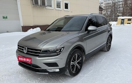 Volkswagen Tiguan II, 2017 год, 2 265 000 рублей, 10 фотография