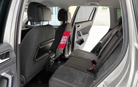 Volkswagen Tiguan II, 2017 год, 2 265 000 рублей, 17 фотография