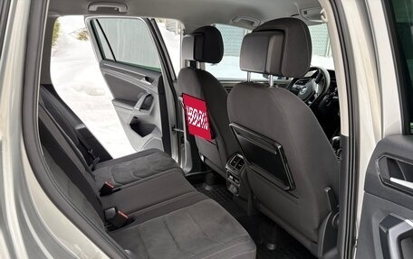 Volkswagen Tiguan II, 2017 год, 2 265 000 рублей, 16 фотография