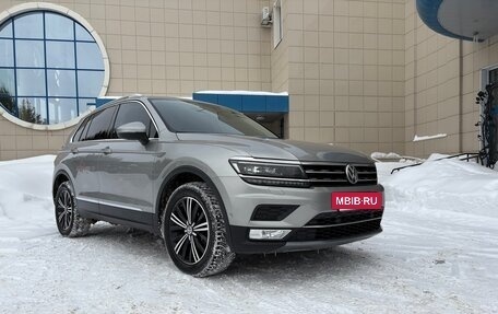 Volkswagen Tiguan II, 2017 год, 2 265 000 рублей, 28 фотография