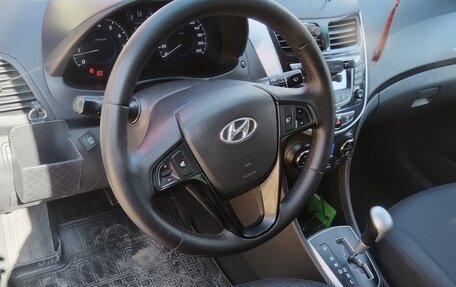 Hyundai Solaris II рестайлинг, 2012 год, 699 000 рублей, 5 фотография