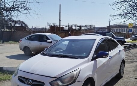 Hyundai Solaris II рестайлинг, 2012 год, 699 000 рублей, 2 фотография