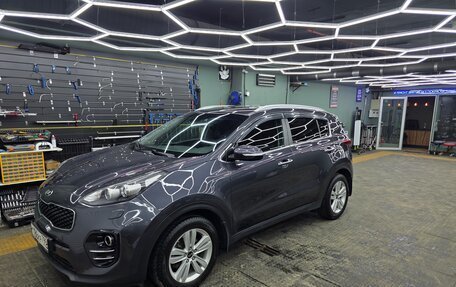KIA Sportage IV рестайлинг, 2018 год, 1 899 000 рублей, 2 фотография