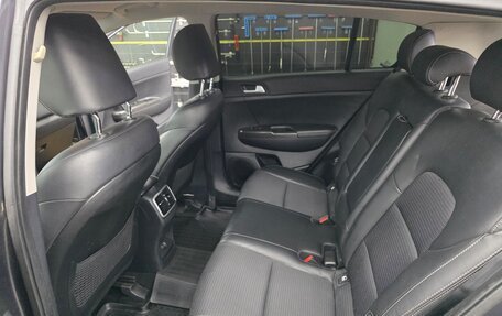 KIA Sportage IV рестайлинг, 2018 год, 1 899 000 рублей, 7 фотография