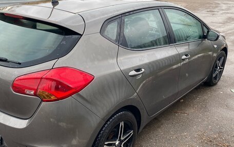 KIA cee'd III, 2013 год, 990 000 рублей, 2 фотография