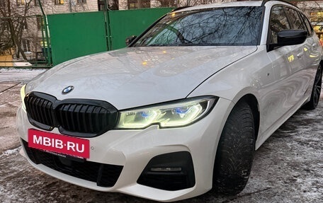 BMW 3 серия, 2020 год, 2 600 000 рублей, 3 фотография