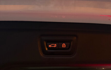 BMW 3 серия, 2020 год, 2 600 000 рублей, 21 фотография