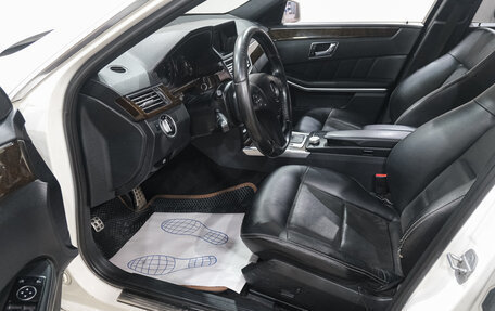 Mercedes-Benz E-Класс, 2010 год, 1 769 000 рублей, 13 фотография