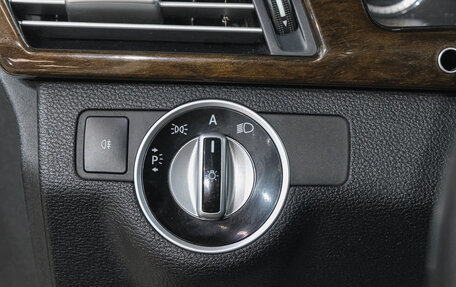 Mercedes-Benz E-Класс, 2010 год, 1 769 000 рублей, 33 фотография