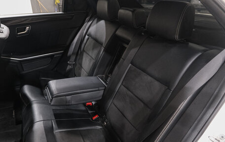 Mercedes-Benz E-Класс, 2010 год, 1 769 000 рублей, 35 фотография