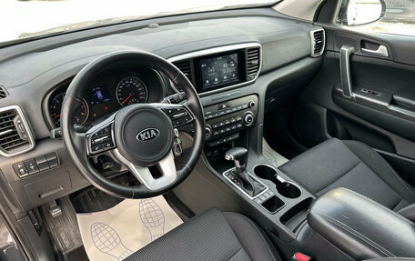 KIA Sportage IV рестайлинг, 2018 год, 2 490 000 рублей, 7 фотография