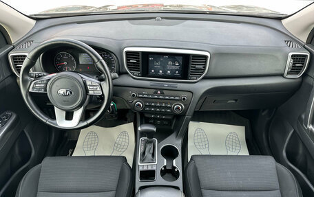 KIA Sportage IV рестайлинг, 2018 год, 2 490 000 рублей, 8 фотография