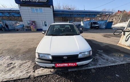 Nissan Primera II рестайлинг, 1993 год, 320 000 рублей, 1 фотография