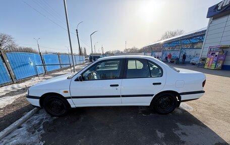 Nissan Primera II рестайлинг, 1993 год, 320 000 рублей, 5 фотография