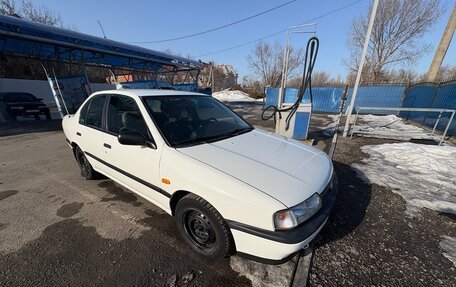 Nissan Primera II рестайлинг, 1993 год, 320 000 рублей, 3 фотография