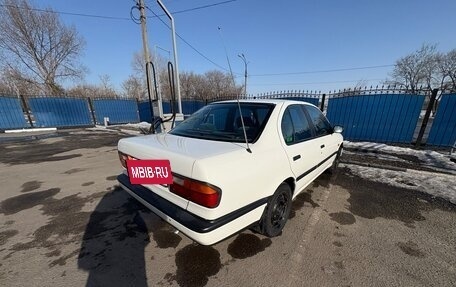 Nissan Primera II рестайлинг, 1993 год, 320 000 рублей, 6 фотография