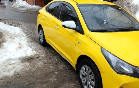 Hyundai Solaris II рестайлинг, 2020 год, 930 000 рублей, 10 фотография